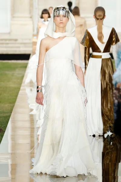 Look 31